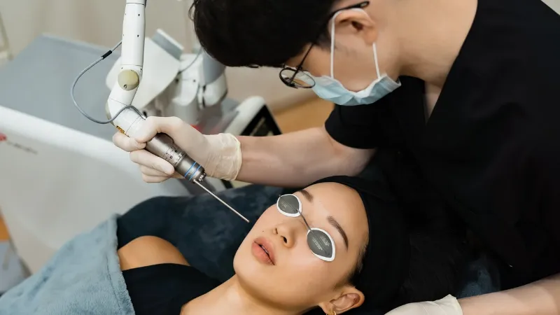 Công nghệ Fotona StarWalker QX phá vỡ các hắc tố melanin dưới da hiệu quả