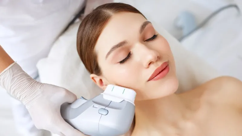 Hifu là công nghệ sử dụng các bước sóng siêu âm hội tụ ở mức cường độ cao